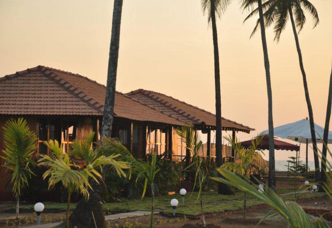 ร็อค วอเตอร์ รีสอร์ต Hotel มอร์จิม ภายนอก รูปภาพ